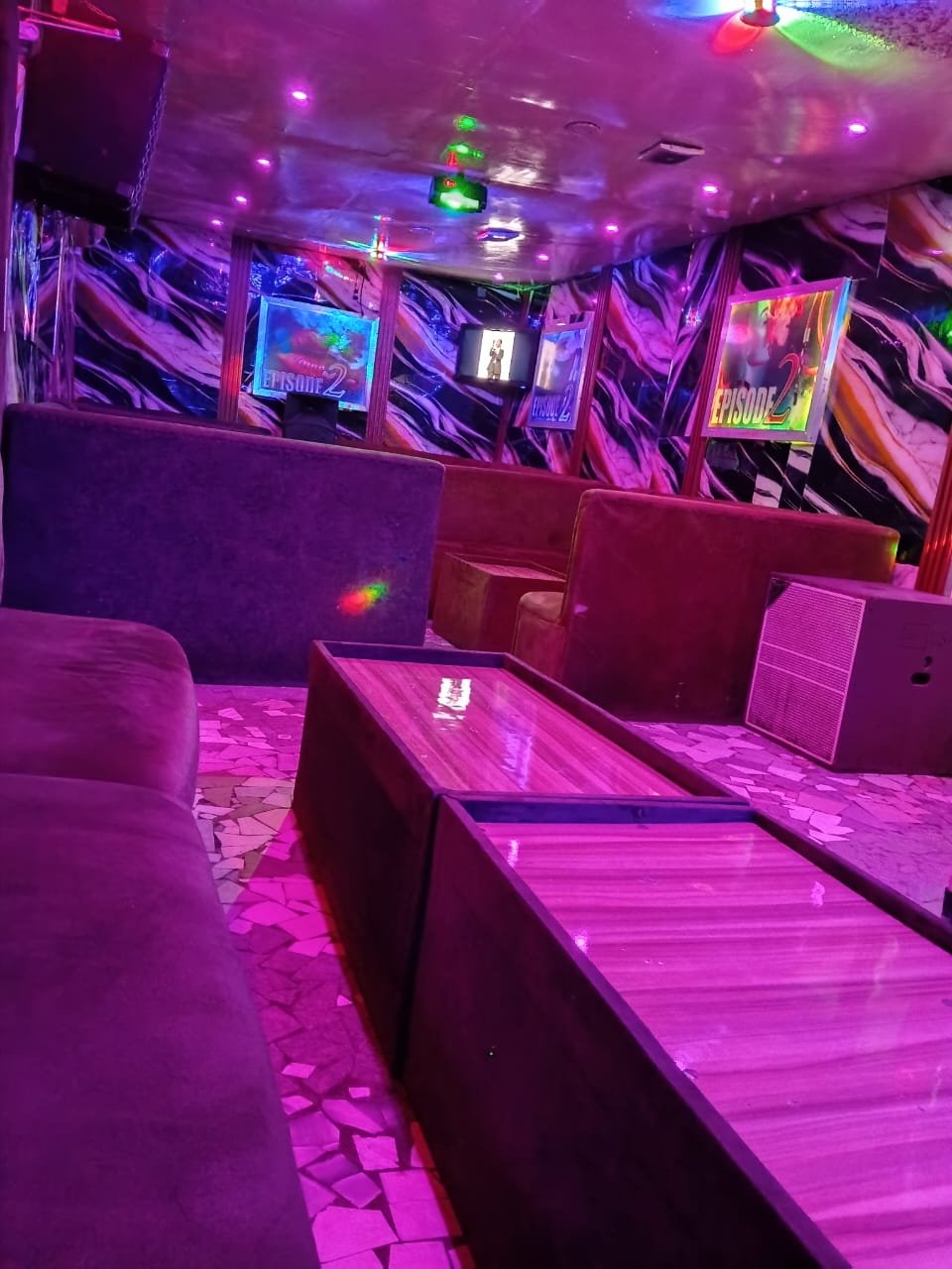 Episode 2 Lounge