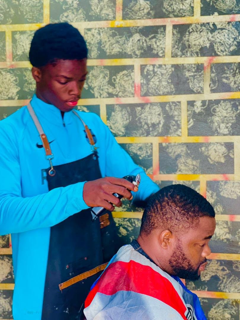 Minkailou Soumah (Coiffeur)