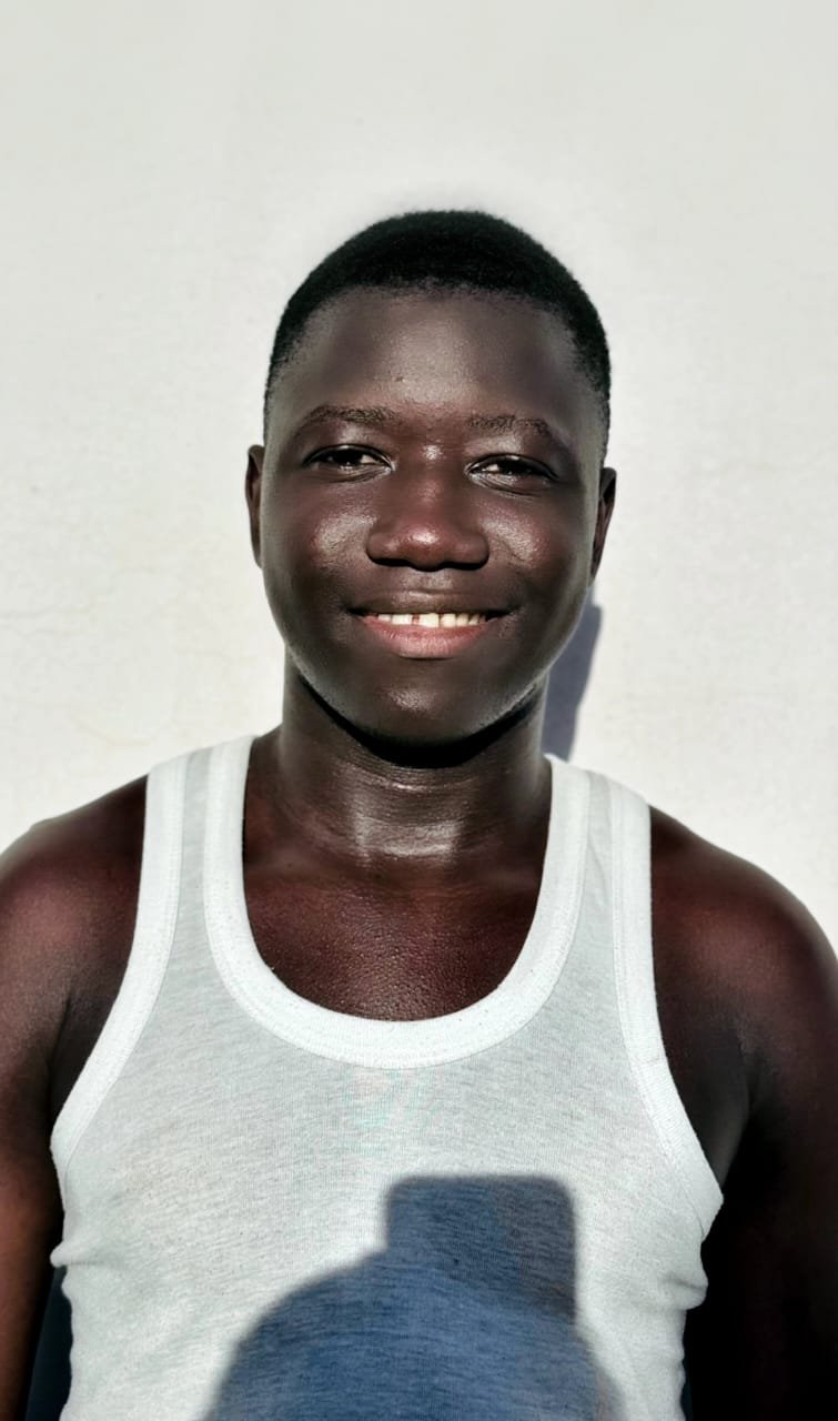 Diaby Mohamed 1m70 Poids : 48 École (GLC)
